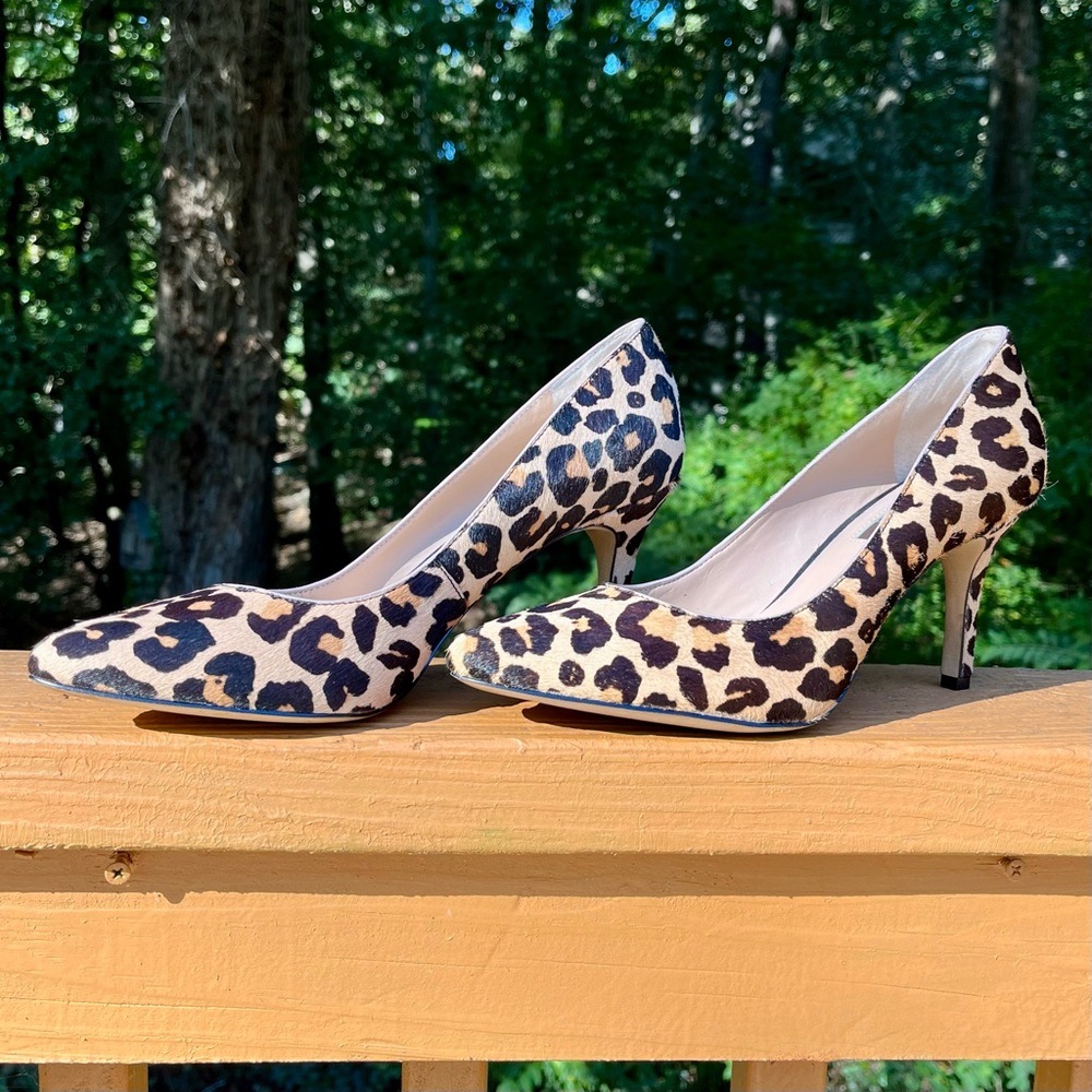 NWOT INC brand calf hair leopard print pointed toe heels